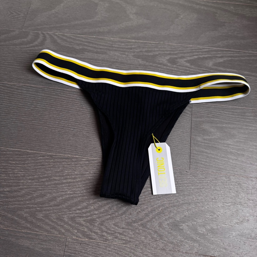 NWT sea tonic black bathing suit bottoms